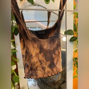 Tie-die cropped tank